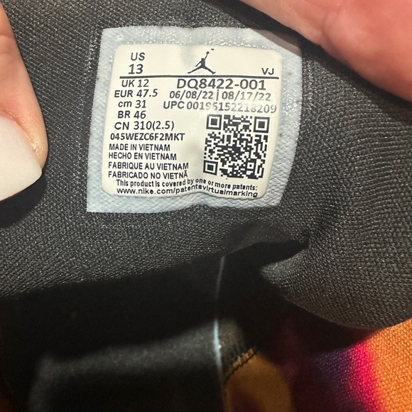 Air Jordan 1 low SE Black/ White Onyx White Sail Size 13 - Picture 8 of 9